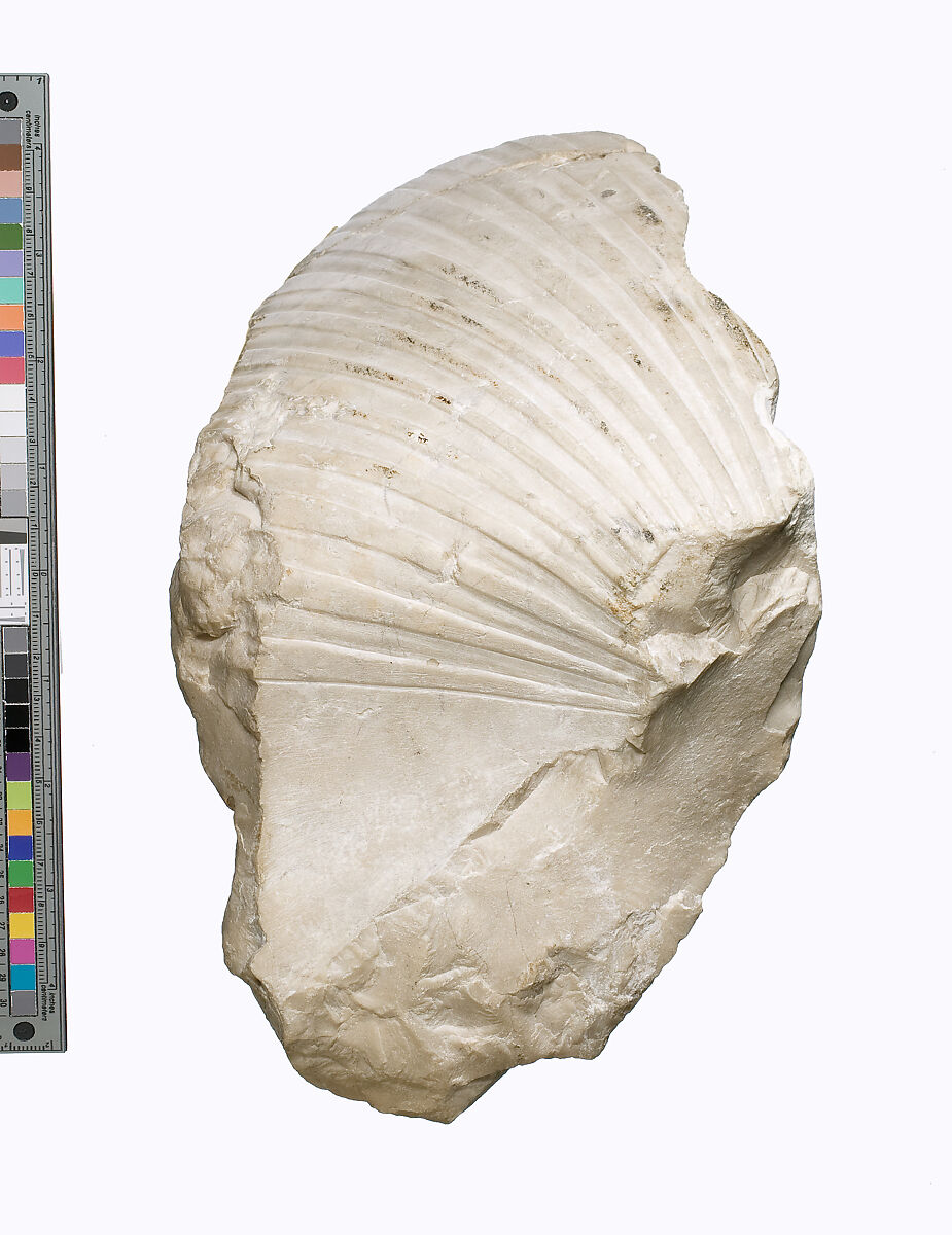 Head of Akhenaten, Indurated limestone, red paint