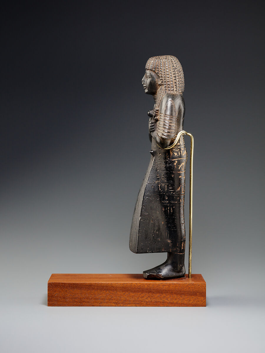 Shabti of Meryre with a ba-bird on his breast, Serpentinite