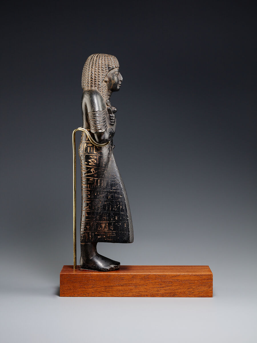 Shabti of Meryre with a ba-bird on his breast, Serpentinite