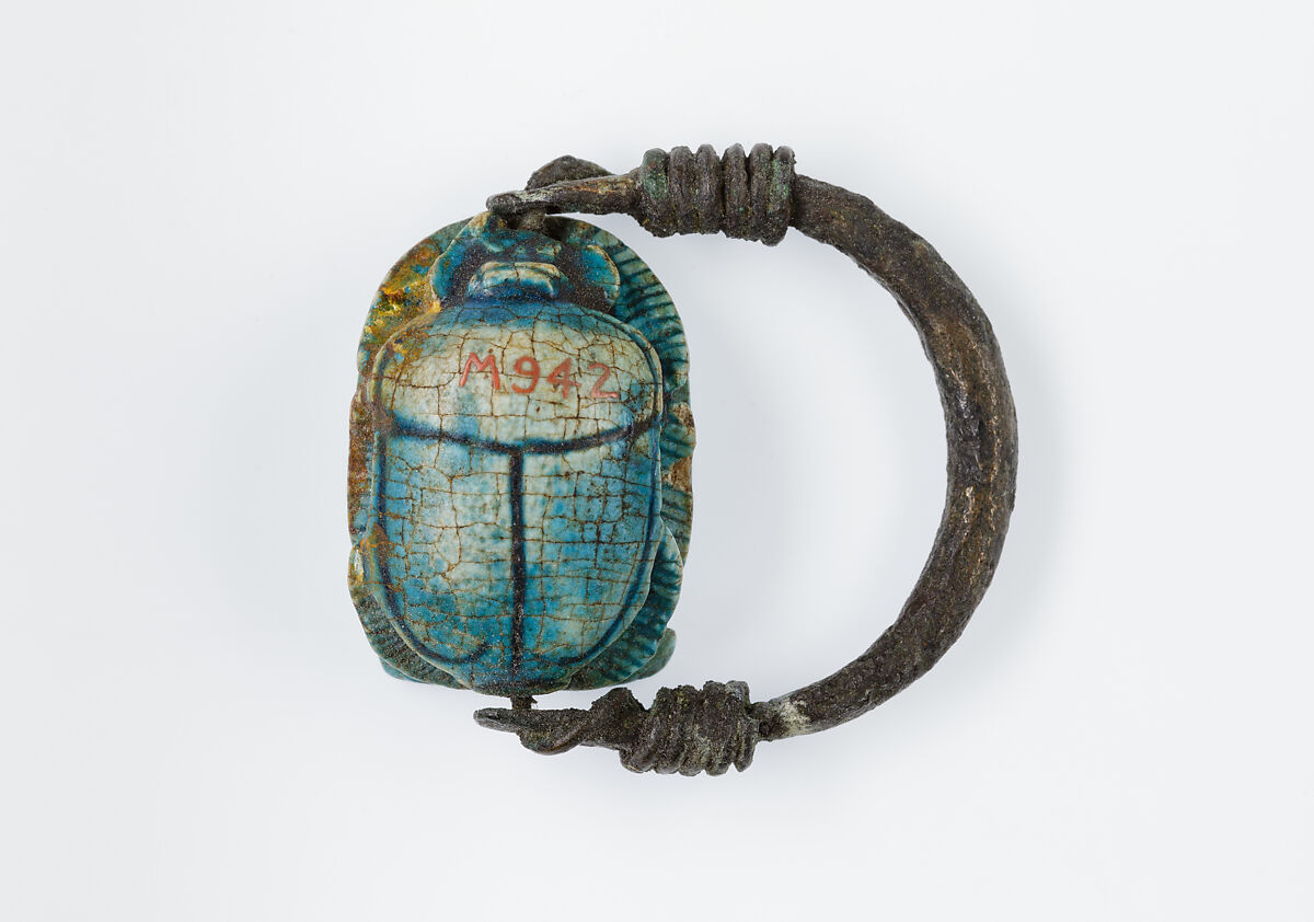 Scarab Finger Ring, Bronze or copper alloy, glazed steatite