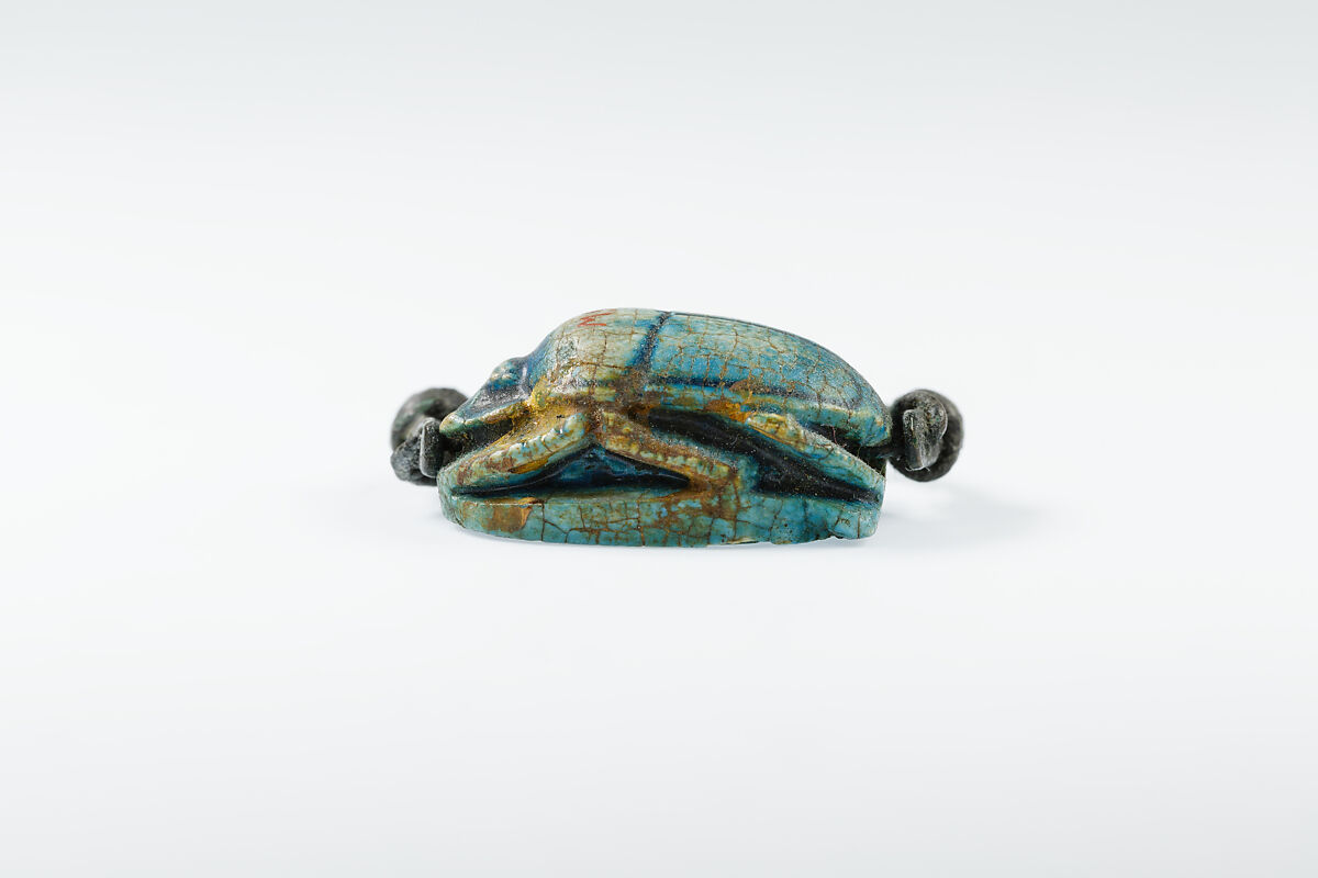Scarab Finger Ring, Bronze or copper alloy, glazed steatite