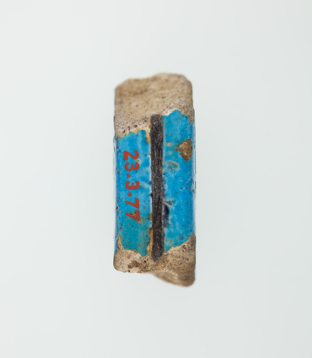 Menat fragment, Faience