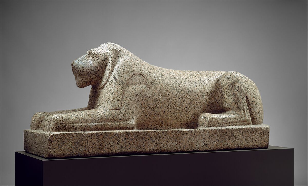 Recumbent Lion, Granite