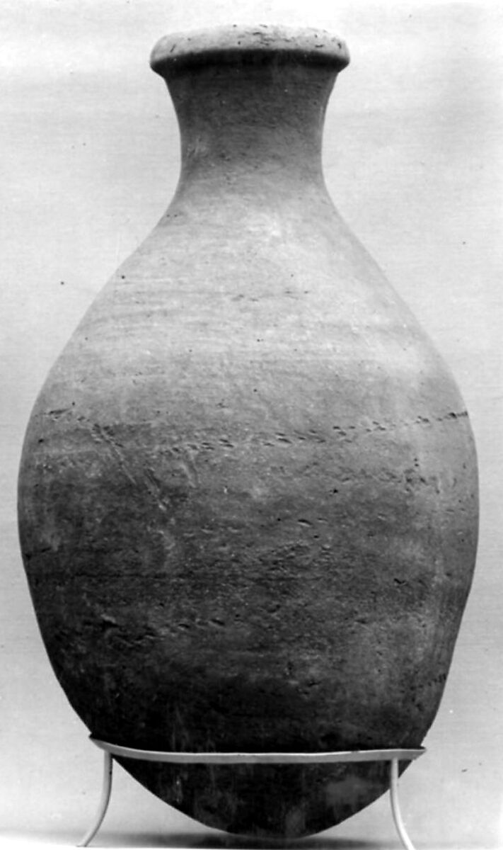 Large water jar, Pottery