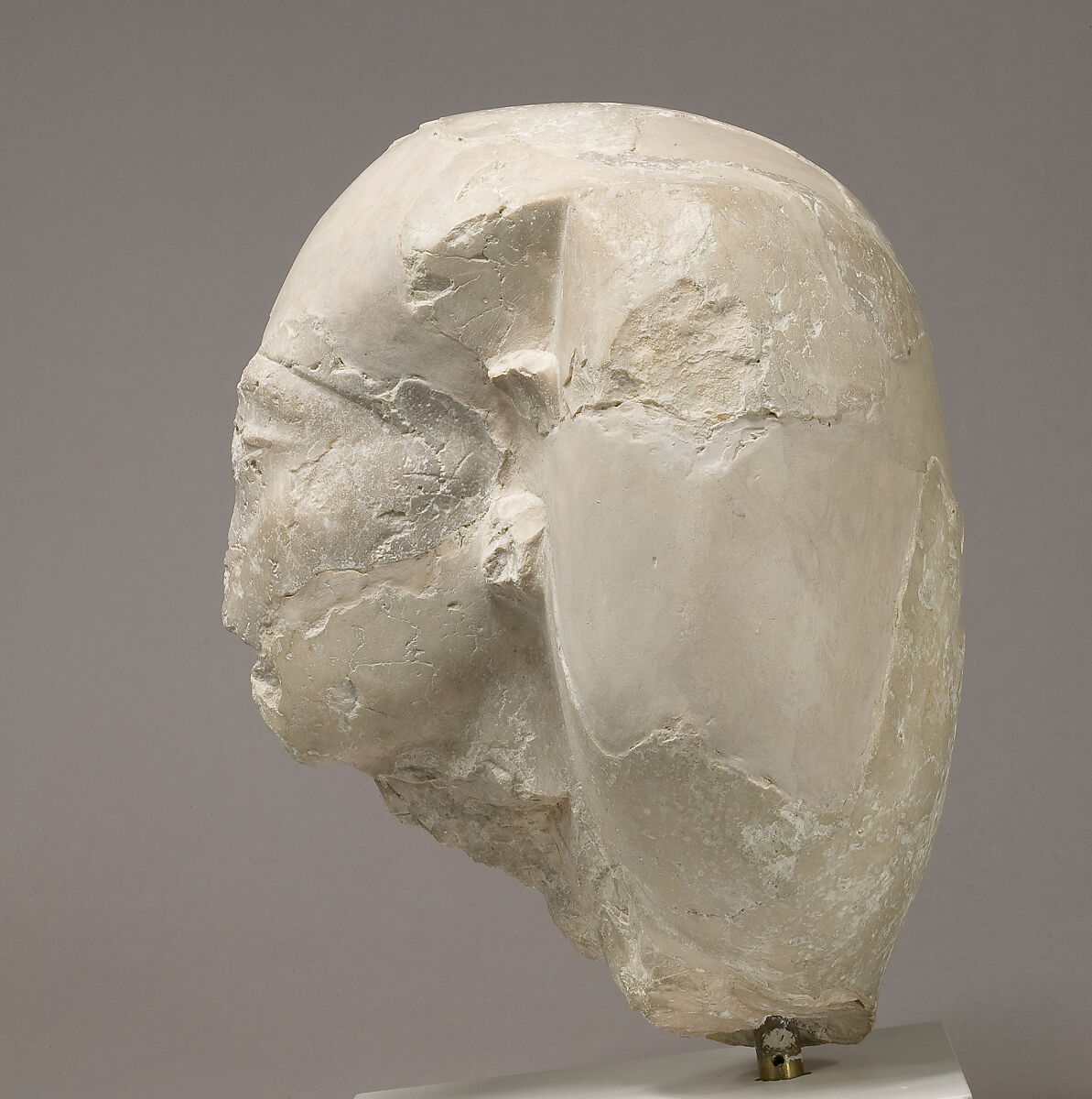Head of king or queen in khat headdress, Indurated limestone