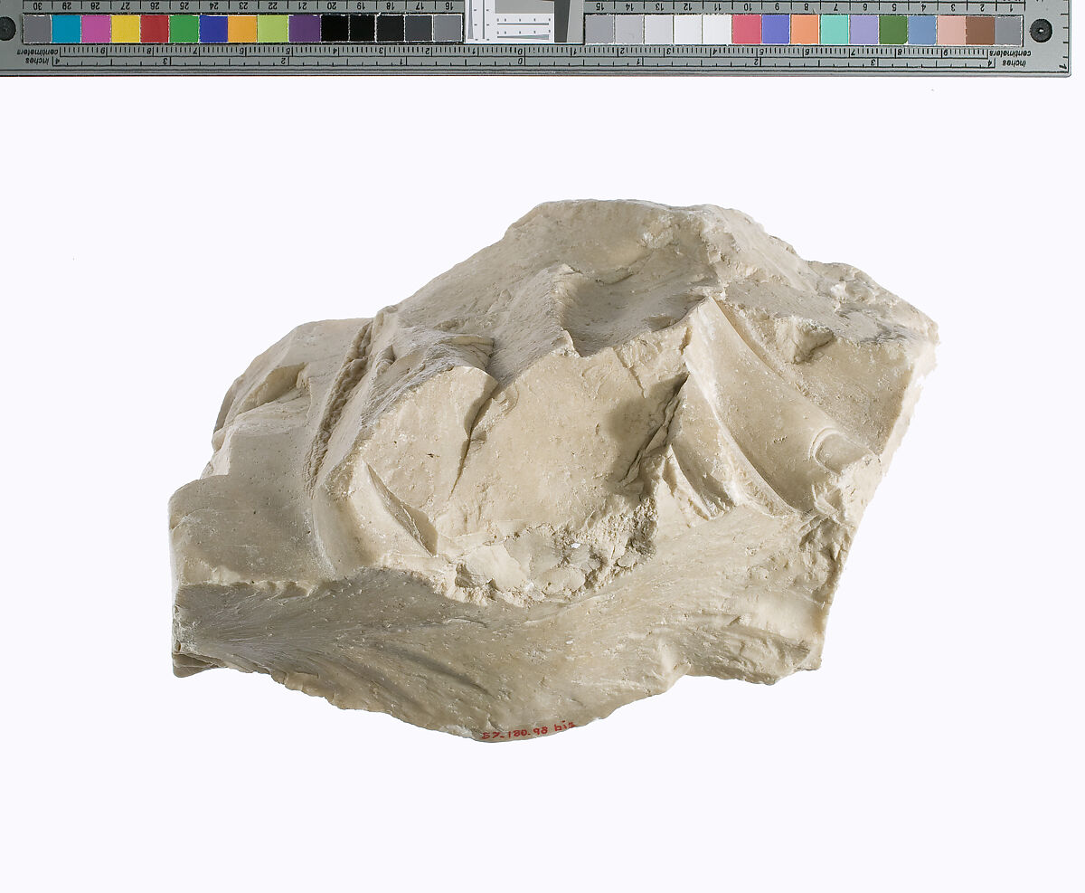 Foot of Akhenaten or Nefertiti prostrate, Indurated limestone