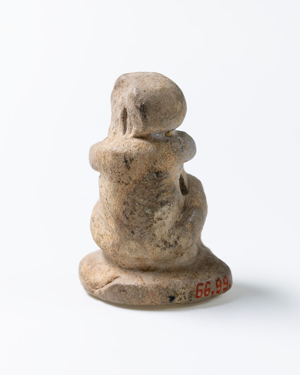 Design Amulet, Baboon Pierced Transversally on the Back, Device not understood, Limestone