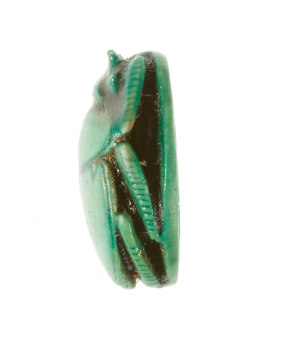 Scarab Inscribed for the Perfect God Maatkare (Hatshepsut), Flanked by Two Red Crowns, Steatite (glazed)