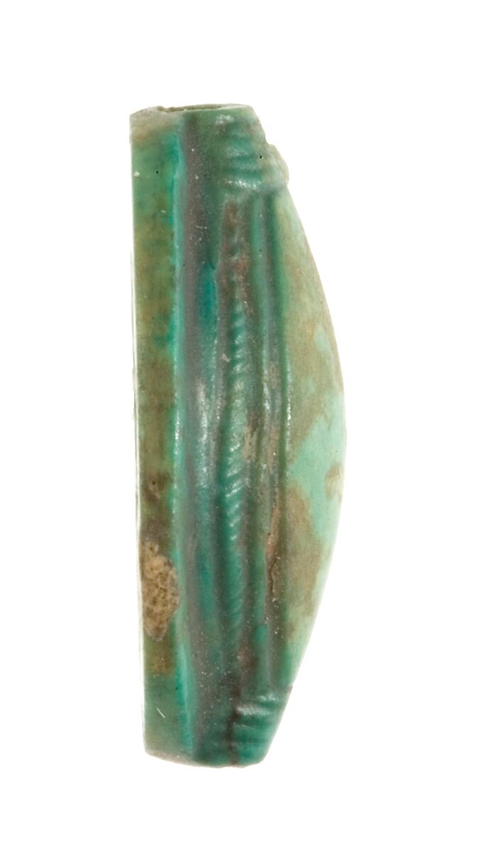 Cowroid Seal Amulet Inscribed with a Plant Motif, Steatite (glazed)