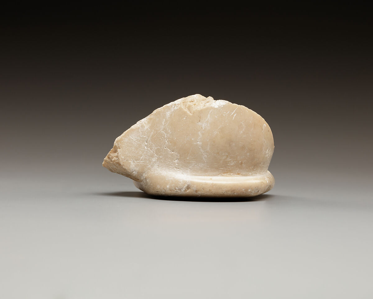 Heel in sandal, of Akhenaten or Nefertiti prostrate?, Indurated limestone