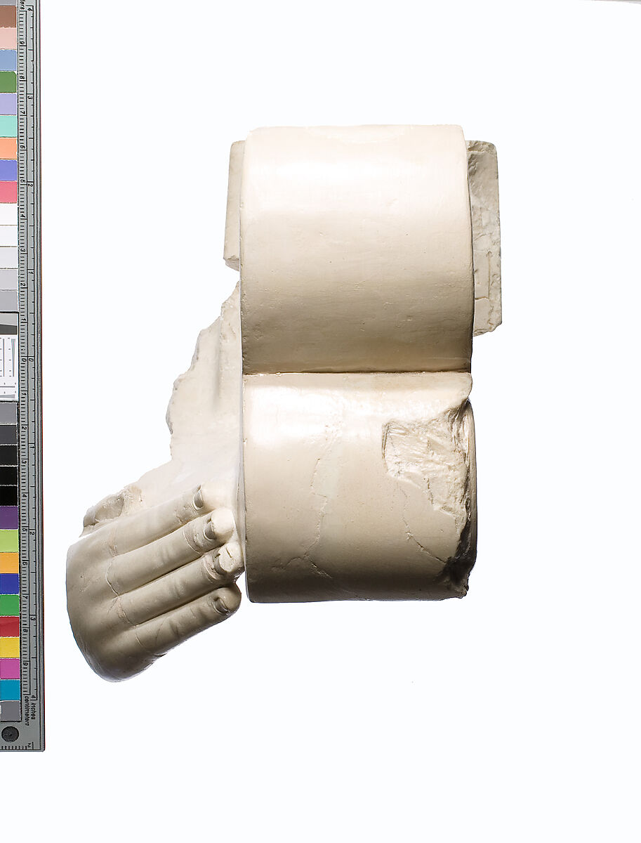 Hands offering Aten cartouches (upper part of cartouches are a cast of British Museum EA 58471), Indurated limestone