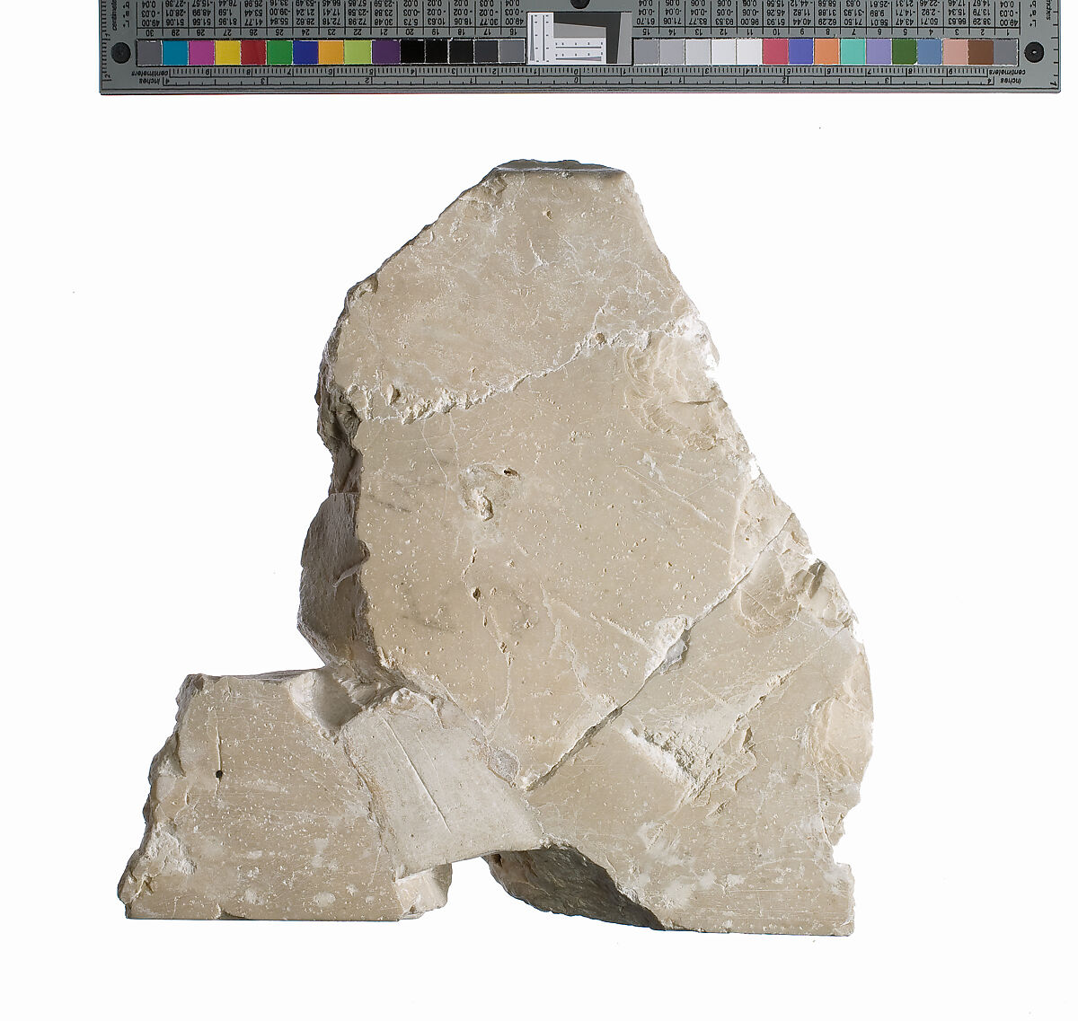 Offering table with hand, name and titulary of Akhenaten, Indurated limestone
