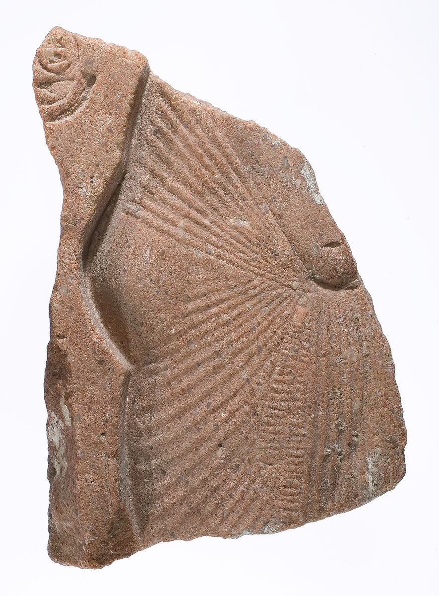 Torso of king with hand of queen offering behind, Pink quartzite 