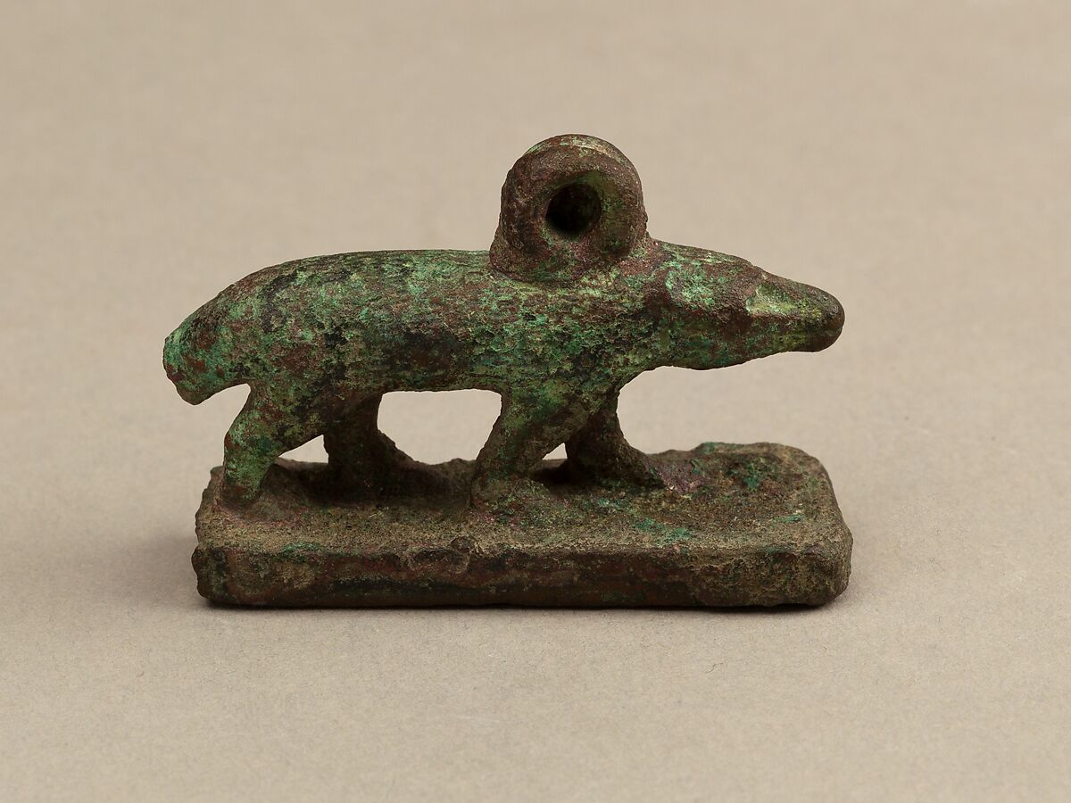 Figurine Pendant of an Ichneumon, inscribed, Cupreous metal