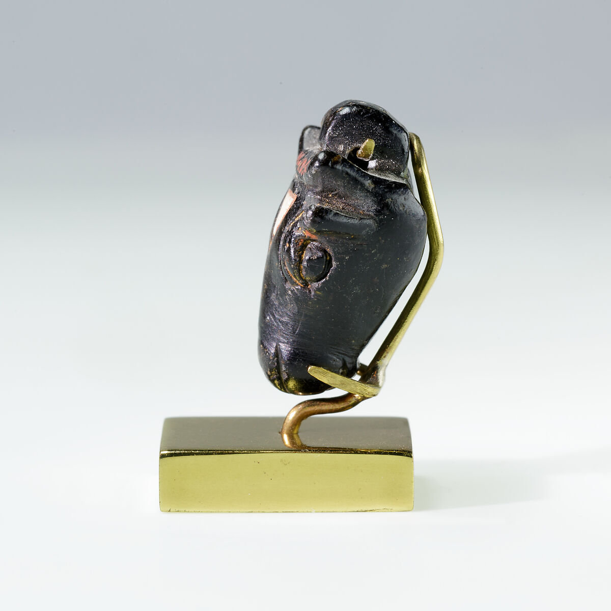 Amulet, Head of an Apis Bull, Serpentinite, ivory