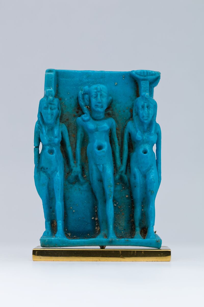 Triad amulet depicting Horus the Child with Isis and Nephthys, Faience