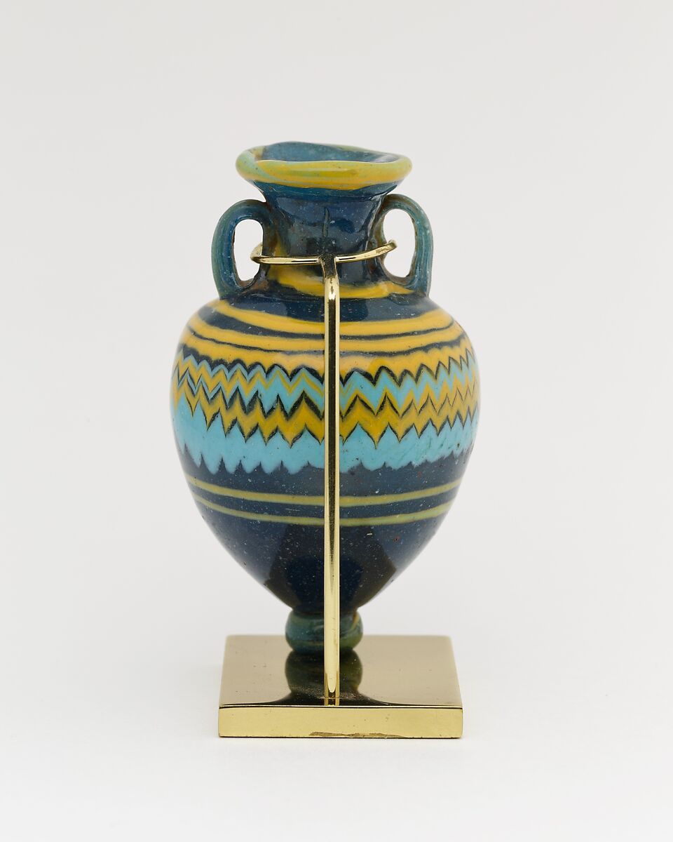 Small vessel (Amphoriskos), Glass