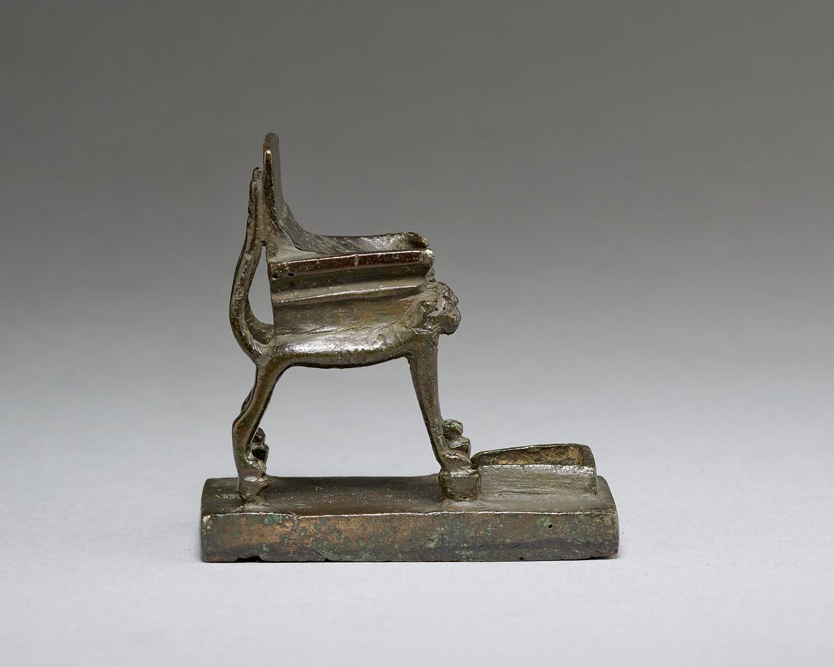 Throne for Statuette of a Deity, Cupreous metal