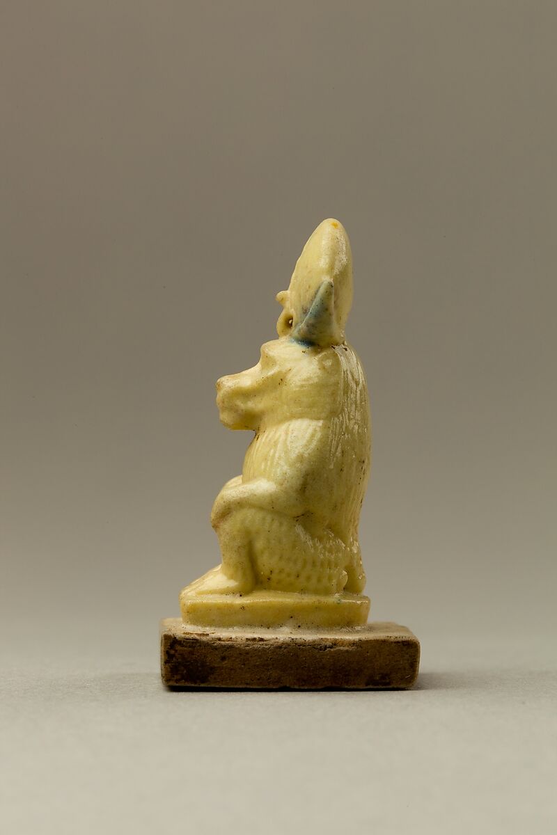 Amulet Depicting a Baboon Wearing a Lunar Disk and Uraeus, Faience
