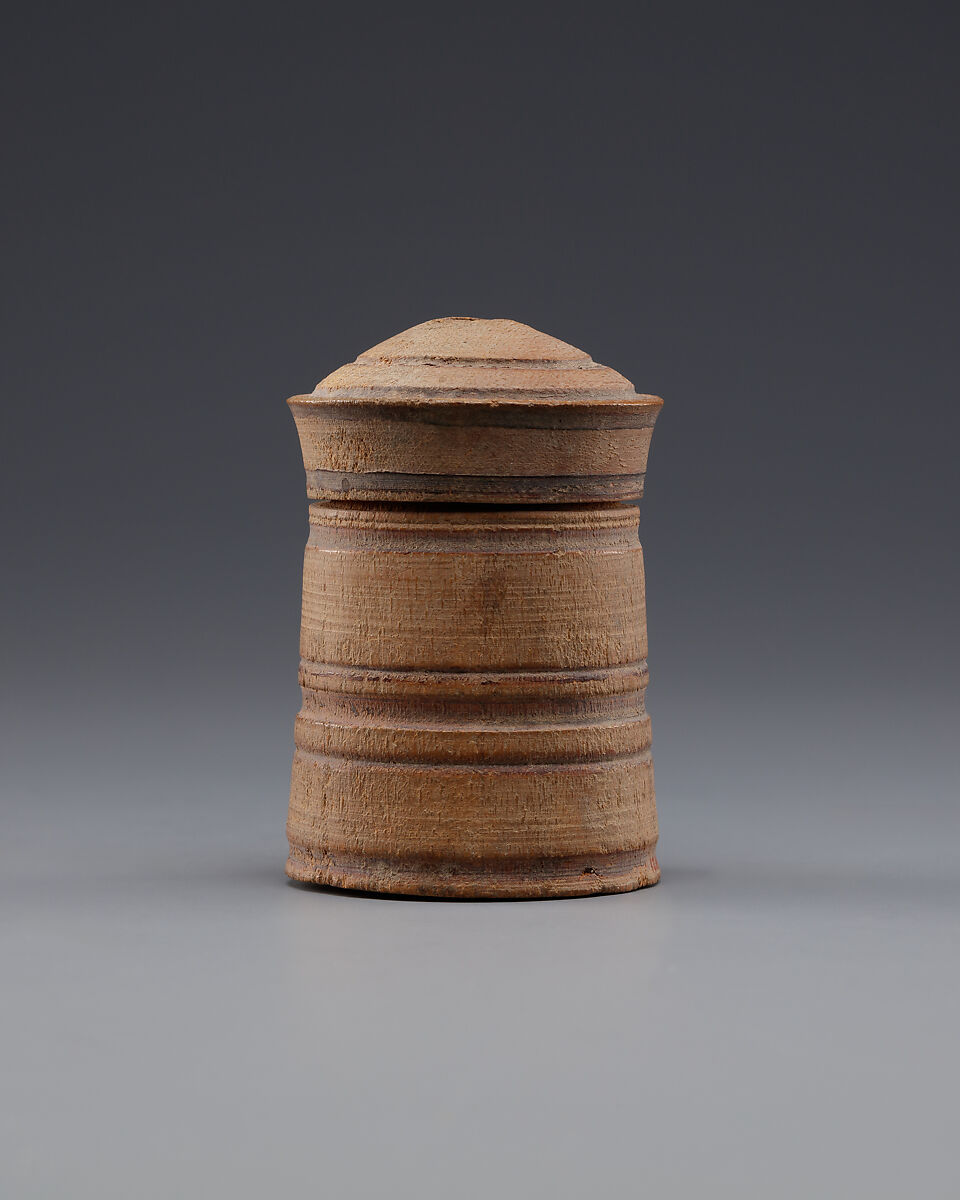 Cylindrical box, Wood, red pigment