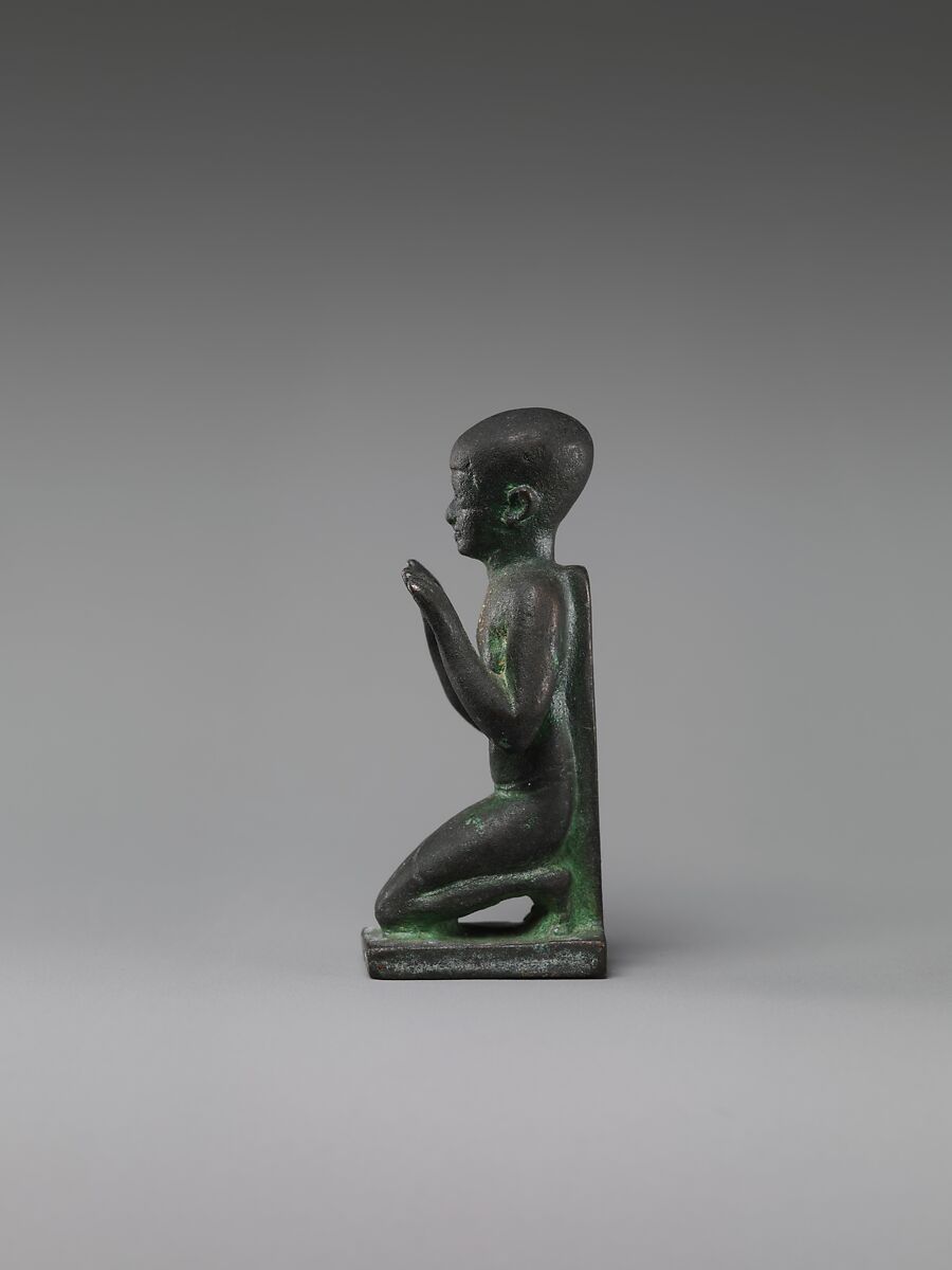 Statuette of an adorant from a group with a god, Cupreous metal