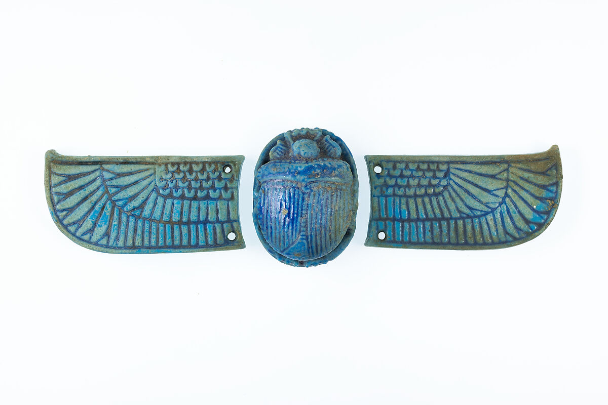 Winged scarab, Faience 