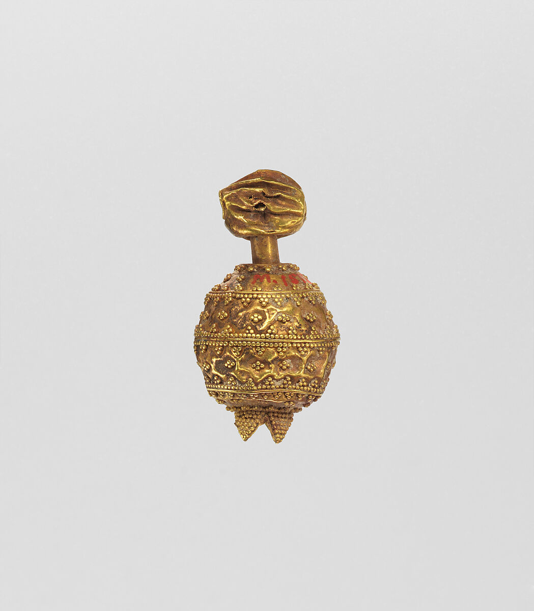 Pendant, gold