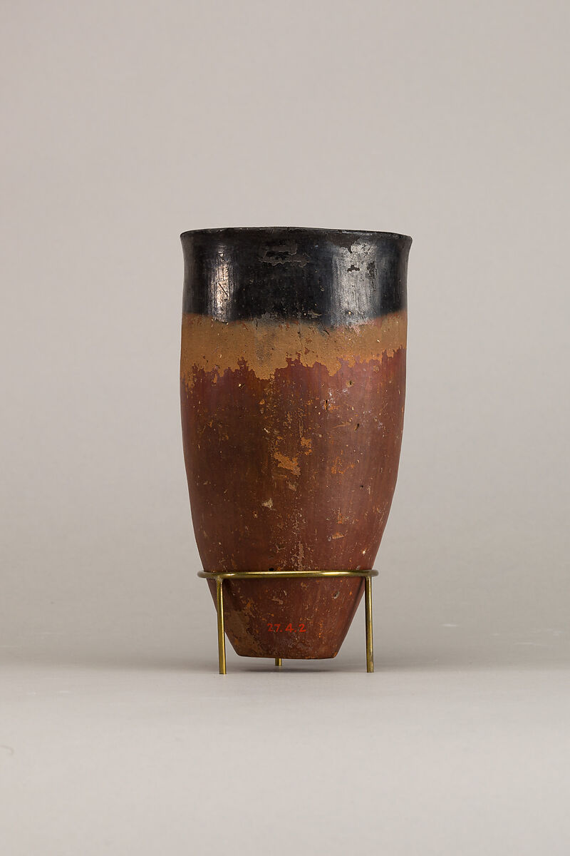 Black-topped red ware beaker, Pottery