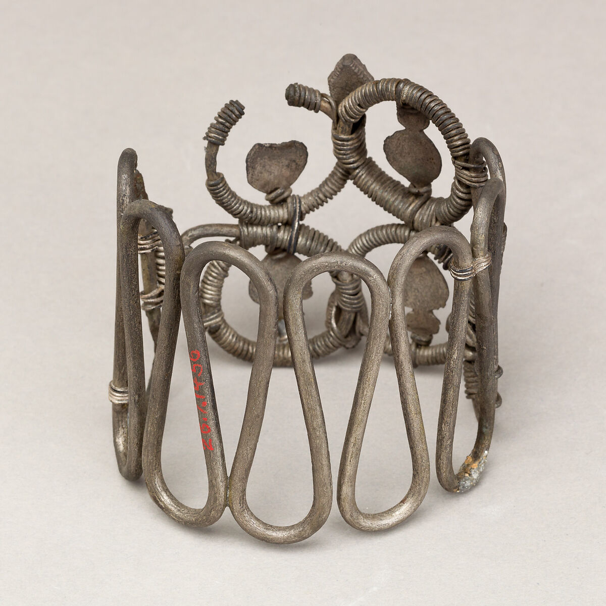 Bracelet or armlet with uraei, Silver