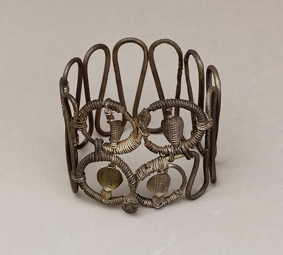 Bracelet or armlet with uraei