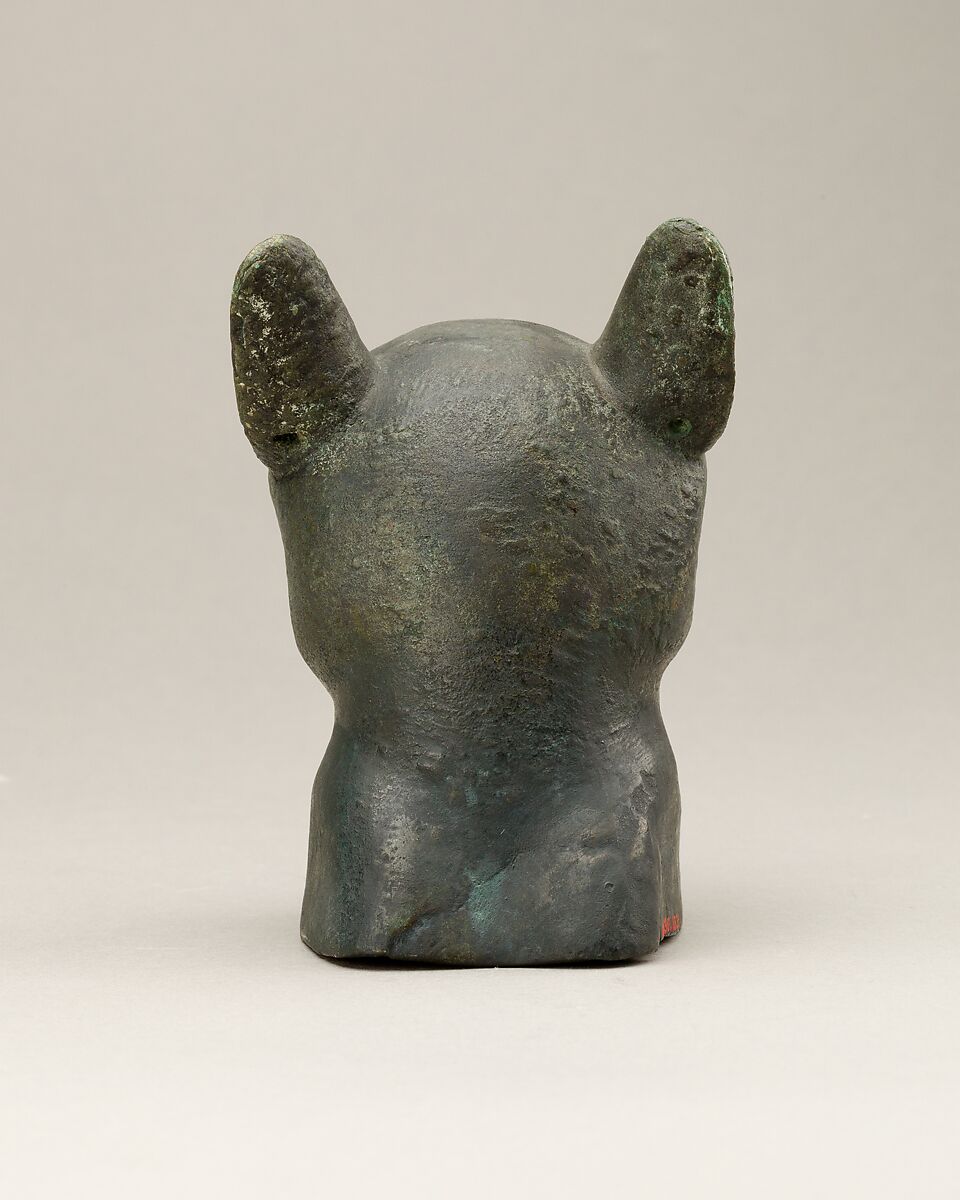 Head of a cat, Cupreous metal