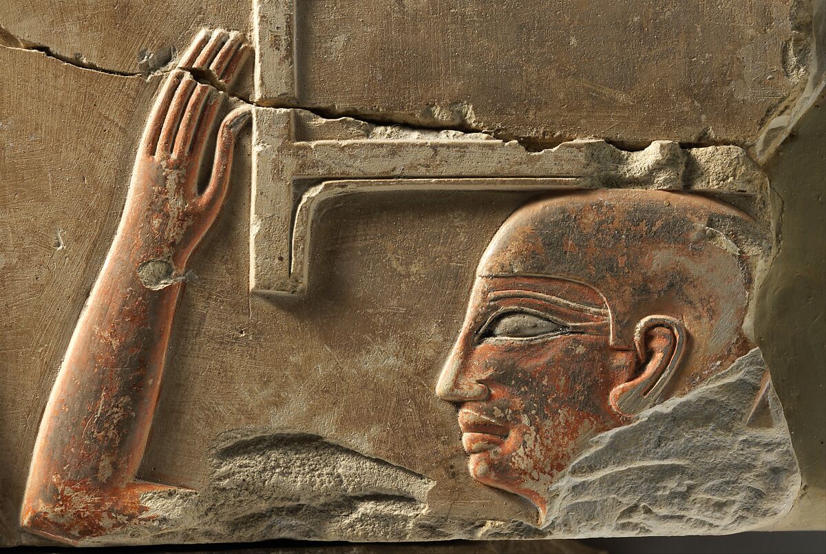Relief of offering bearers carrying boxes, Limestone, paint