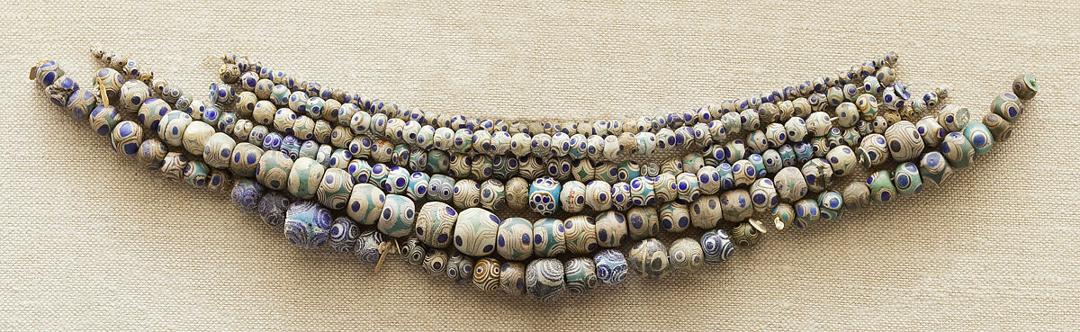 String of 5 Eyed Beads, Glass 