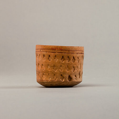 Cup with three rows of impressed decoration