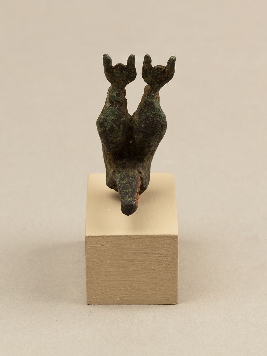 Vulture head and double uraei with disk and horn crowns, from statue of a goddess, Cupreous metal