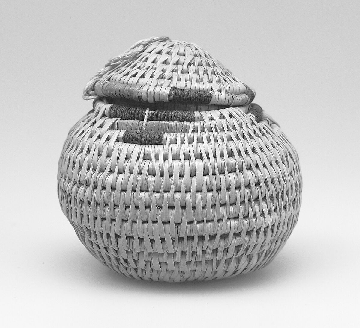 Basket with Lid, Palm fibre, reed