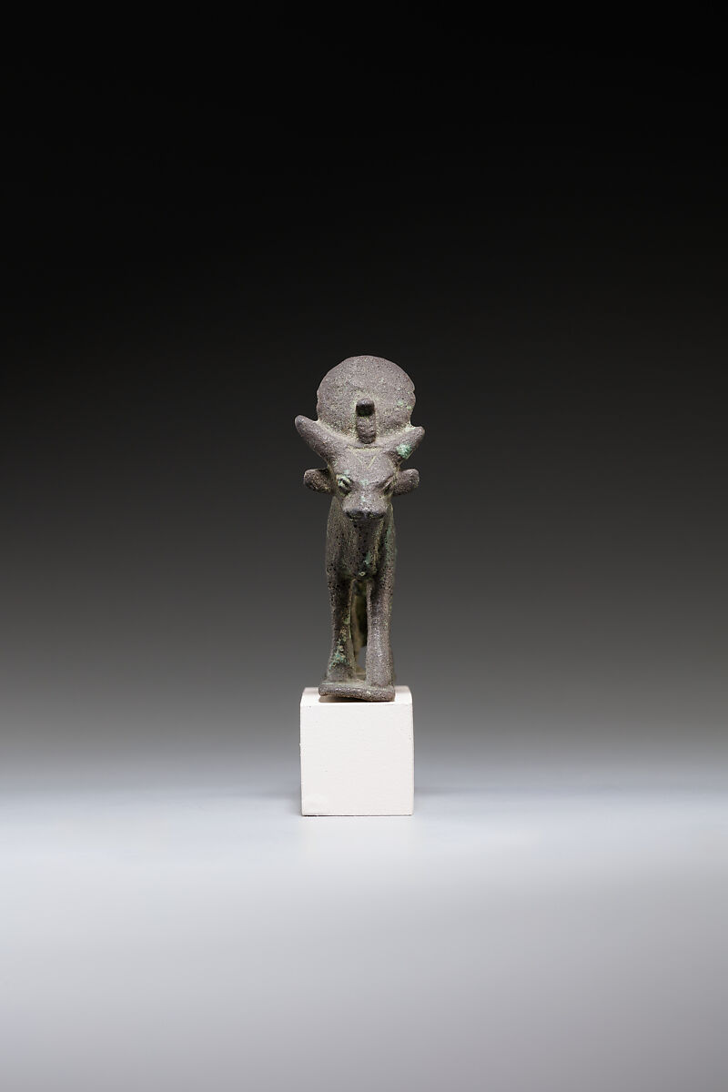 Bull figurine, Bronze or copper alloy