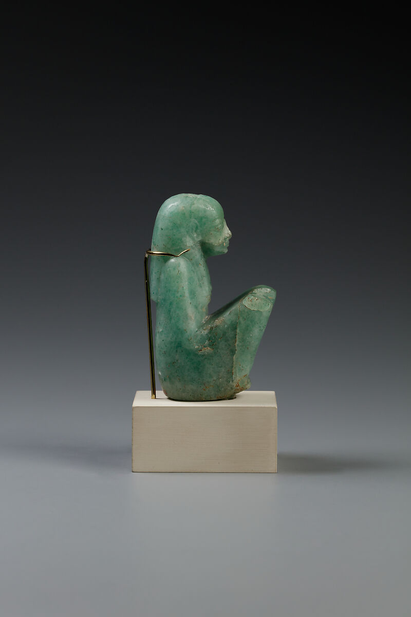 Figure of the goddess Maat, Feldspar