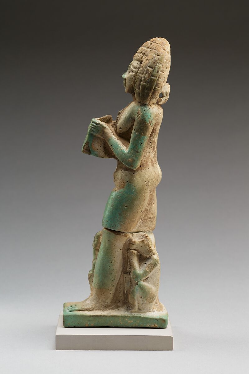 Woman with a lyre, Faience