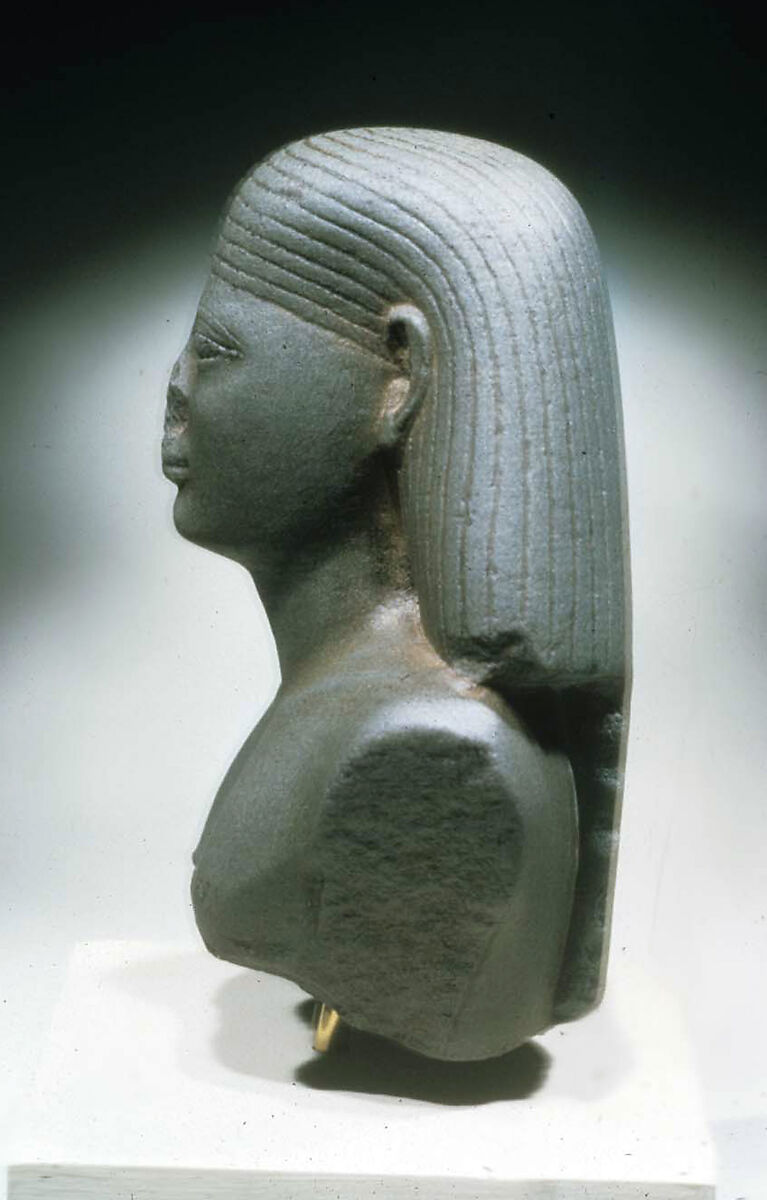 Bust of an Administrator of the Domain of Neit, Gray/green schist