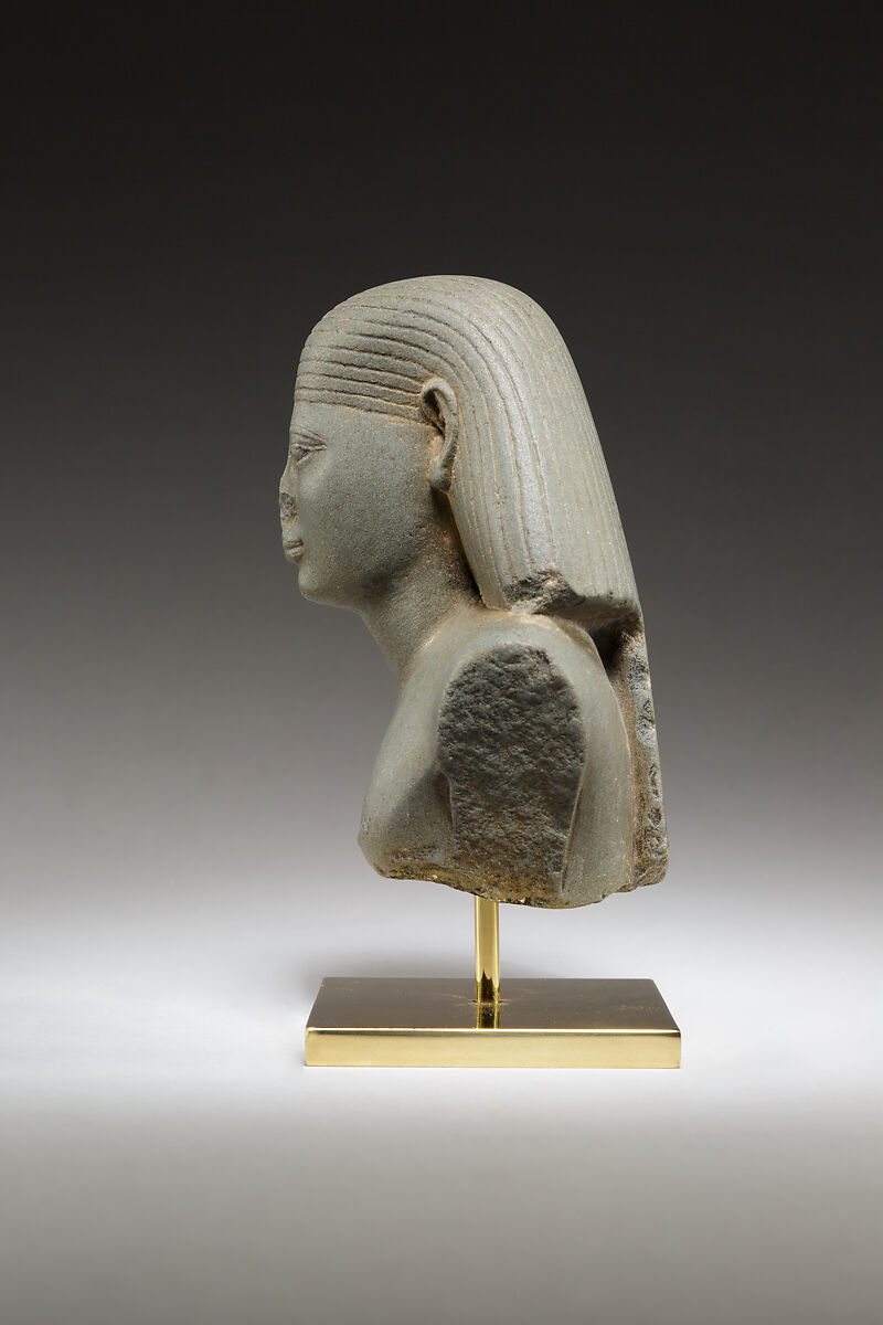 Bust of an Administrator of the Domain of Neit, Gray/green schist