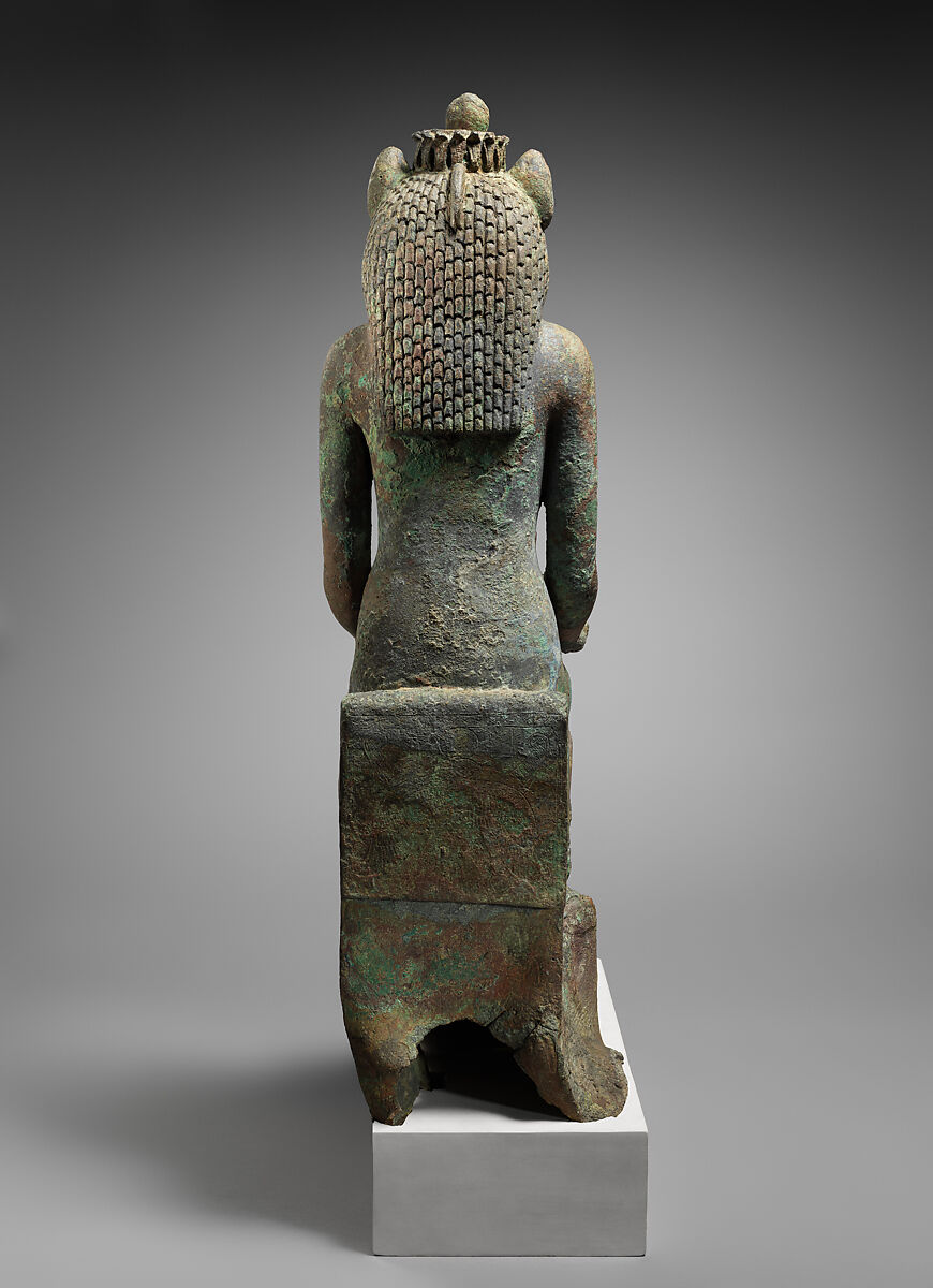 Statue of lion-headed Wadjet inscribed for Minirdis, son of Panehsy and of Aarwt(?) whose parents are Horwedja and Nitocris, Leaded bronze