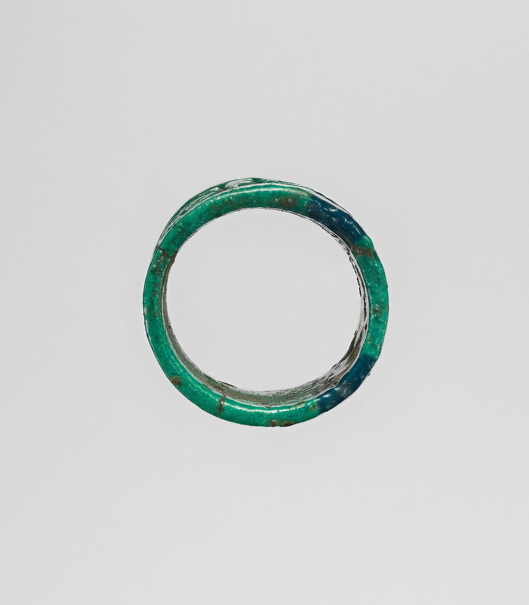Ring, broad band, Faience