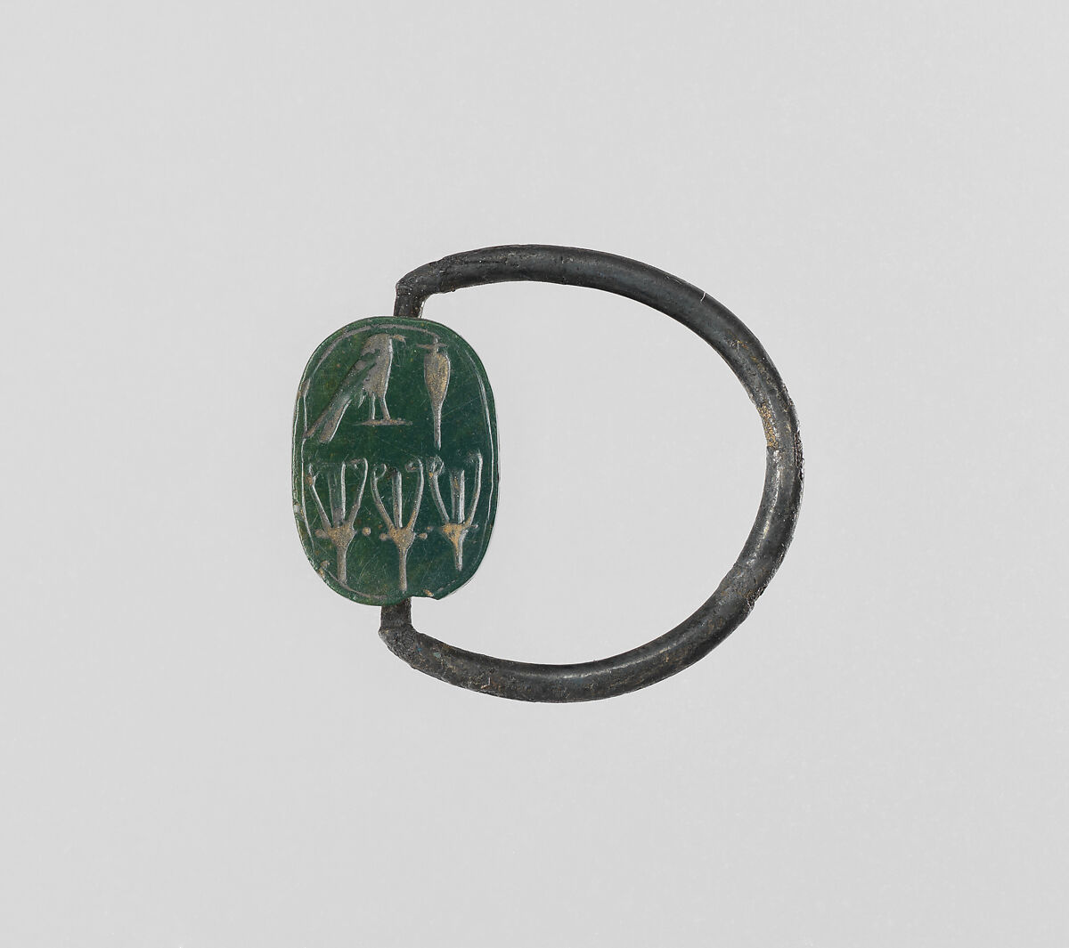 Signet ring, Green jasper plaque on silver ring 