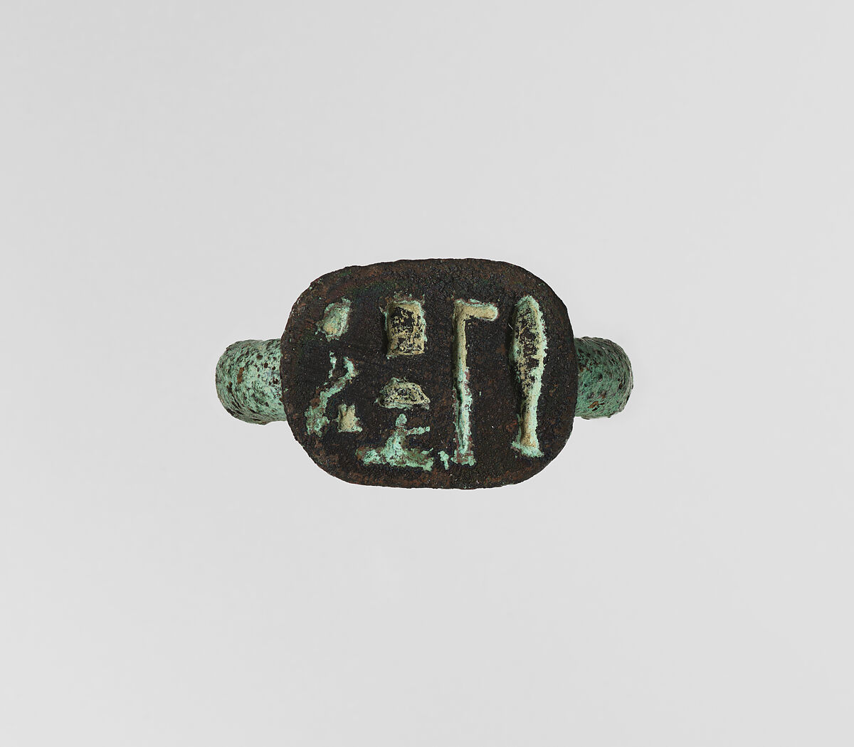 Ring, signet, Bronze or copper alloy 