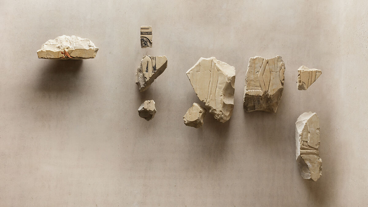 Relief fragments from procession of attendants, Limestone, paint 