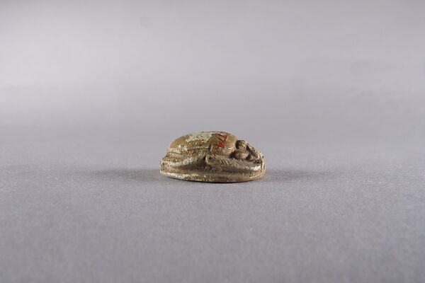 Scarab decorated with circles, Faience