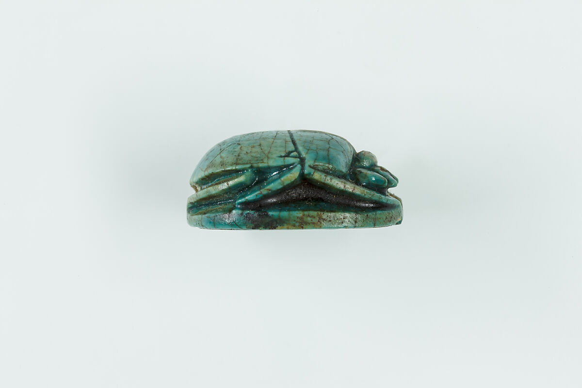 Scarab with  Baboons of Thoth Adoring Amun, Glazed steatite