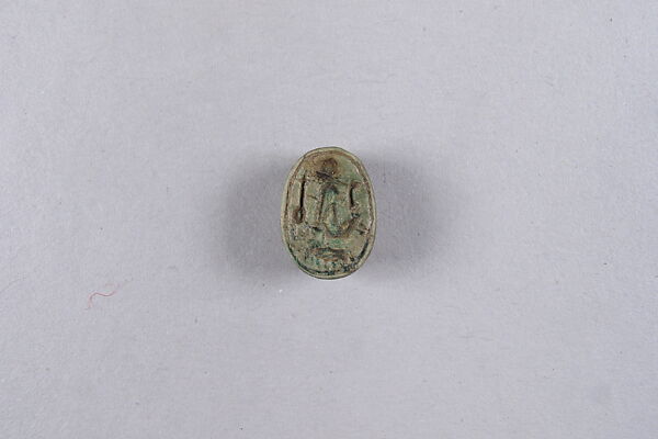 Scarab Inscribed with Hieriglyphs and Figure of Maat, Glazed steatite 