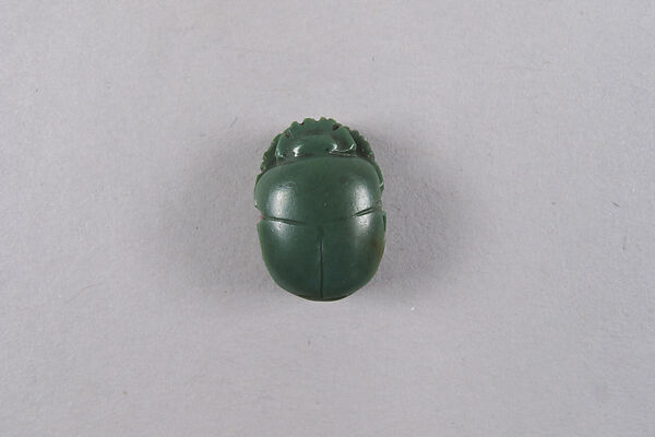 Scarab with the name and title of a priest of Amun, Green jasper